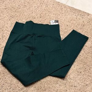DSG 🆕 NWT Green momentum seamless high-rise 7/8 tight Leggings size XL